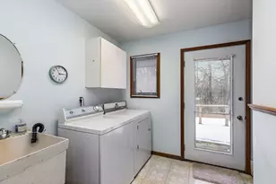 1040 Beau Brummel Ct, Sleepy Hollow, IL 60118 - Photo 17