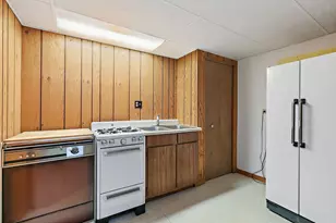 1040 Beau Brummel Ct, Sleepy Hollow, IL 60118 - Photo 25