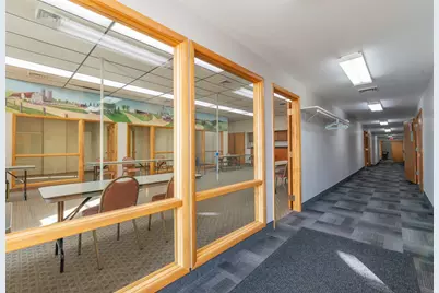 210 W Spring Street, Freeport, IL 61032 - Photo 19