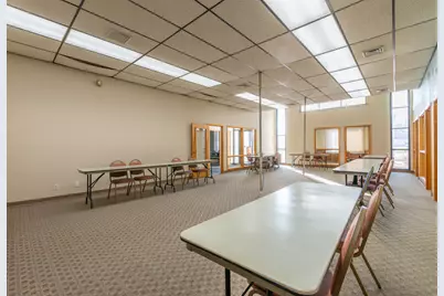 210 W Spring Street, Freeport, IL 61032 - Photo 23