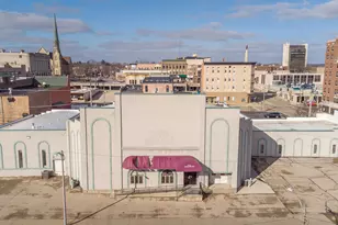 210 W Spring St, Freeport, IL 61032 - Photo 1