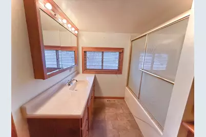 4102 8th Avenue, East Moline, IL 61244 - Photo 5