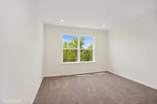 239 Stonington Dr, Bloomingdale, IL 60108 - Photo 17