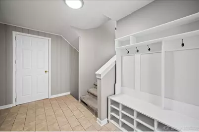 921 Birchwood Drive, Sycamore, IL 60178 - Photo 3