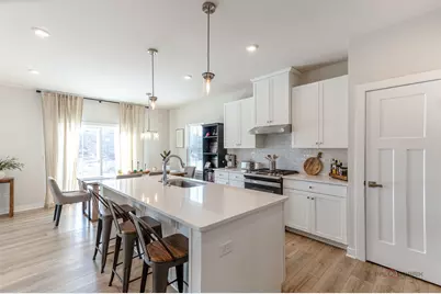 [Address not provided], Sugar Grove, IL 60554 - Photo 5