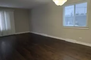 4864 Carol St, Skokie, IL 60077 - Photo 3