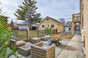 5709 W Seminole St, Chicago, IL 60646 - Photo 13