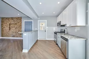 5709 W Seminole St, Chicago, IL 60646 - Photo 3