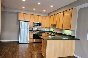 1069 N Marshfield Ave, Chicago, IL 60622 - Photo 9