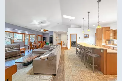 3197 S Baileyville Road, Freeport, IL 61032 - Photo 31