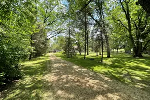 3197 S Baileyville Rd, Freeport, IL 61032 - Photo 5