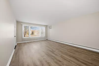 6135 W 79th Street W #1, Burbank, IL 60459 - Photo 3