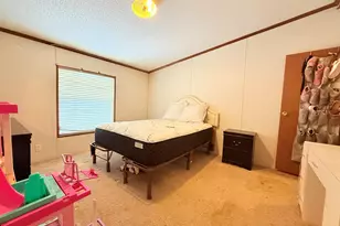 410 W Mable St, Harrisburg, IL 62946 - Photo 15