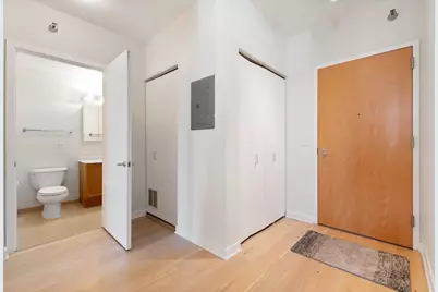 330 W Grand Avenue #1107, Chicago, IL 60654 - Photo 17