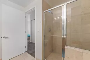 330 W Grand Ave, Chicago, IL 60654 - Photo 13