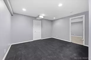 2645 Caliendo Cir, Montgomery, IL 60538 - Photo 11