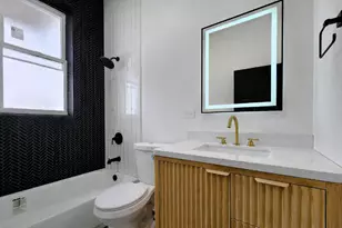 6450 S Greenwood Ave, Chicago, IL 60637 - Photo 15