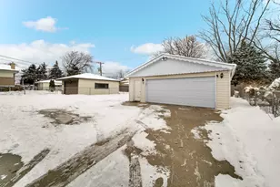 7934 W Park Ave, Niles, IL 60714 - Photo 3