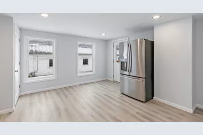 613 S 1st Street, Dekalb, IL 60115 - Photo 9