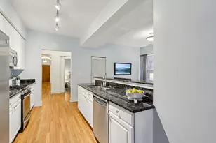 4747 N Malden St, Chicago, IL 60640 - Photo 11