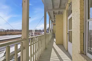 107 1/2 Dean St, Woodstock, IL 60098 - Photo 15