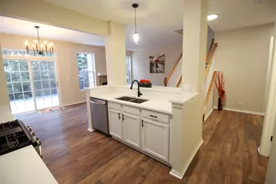 1947 W Crestview Circle, Romeoville, IL 60446 - Photo 3