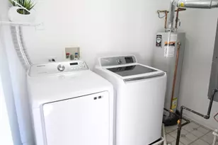 1947 W Crestview Circle, Romeoville, IL 60446 - Photo 25