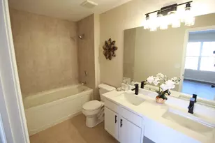 1947 W Crestview Circle, Romeoville, IL 60446 - Photo 19