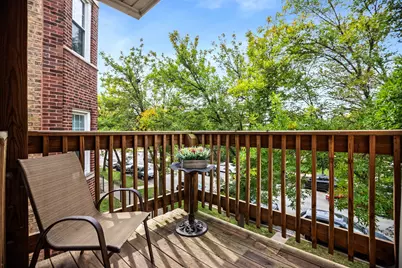 7019 N Ridge Boulevard #3A, Chicago, IL 60645 - Photo 9