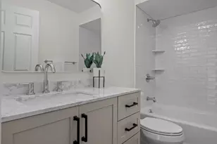 1250 Rudolph Rd, Northbrook, IL 60062 - Photo 11