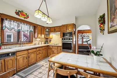 2842 N 74th Court, Elmwood Park, IL 60707 - Photo 5