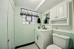 2842 N 74th Ct, Elmwood Park, IL 60707 - Photo 21