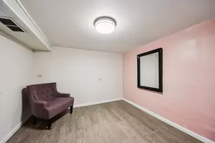 2842 N 74th Ct, Elmwood Park, IL 60707 - Photo 15