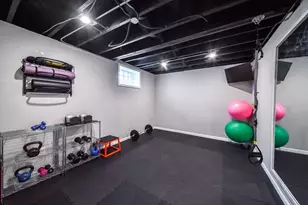 522 S West St, Wheaton, IL 60187 - Photo 21