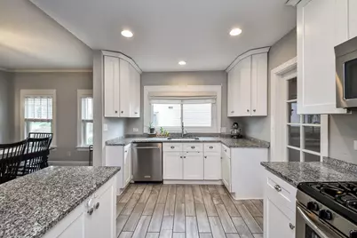 522 S West Street, Wheaton, IL 60187 - Photo 11