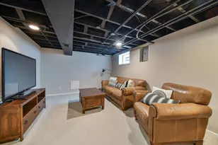 522 S West St, Wheaton, IL 60187 - Photo 19