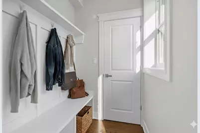 6109 W Berenice Avenue, Chicago, IL 60634 - Photo 11