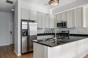 2225 W Wabansia Ave, Chicago, IL 60647 - Photo 7