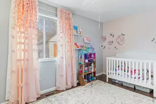 2307 Woodview Ln, Naperville, IL 60565 - Photo 15