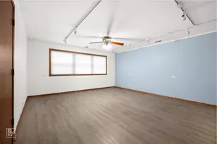 7218 W 110th Pl, Worth, IL 60482 - Photo 7