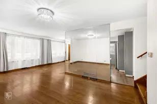 7218 W 110th Pl, Worth, IL 60482 - Photo 3