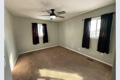 719 Surrey Drive, Streamwood, IL 60107 - Photo 11