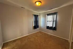 719 Surrey Dr, Streamwood, IL 60107 - Photo 17