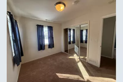 719 Surrey Drive, Streamwood, IL 60107 - Photo 17