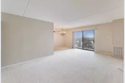 6340 Americana Drive #701, Willowbrook, IL 60527 - Photo 3