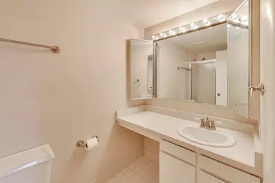 6340 Americana Drive #701, Willowbrook, IL 60527 - Photo 23