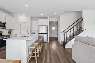 289 Snowdrop Ln, Elgin, IL 60124 - Photo 7