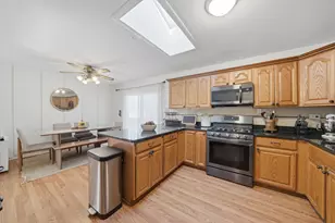 1830 Marigold Ln, Hanover Park, IL 60133 - Photo 5