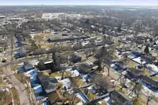 1830 Marigold Ln, Hanover Park, IL 60133 - Photo 35