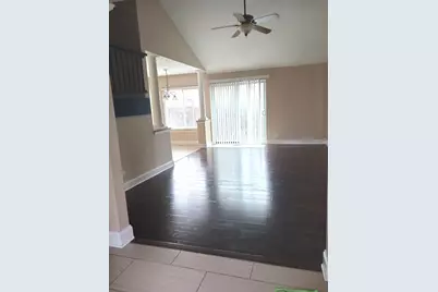 734 Colorado Court #734, Carol Stream, IL 60188 - Photo 3